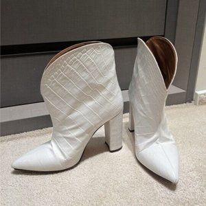 Size 40 Women’s Paris Texas croc-Embossed Boots